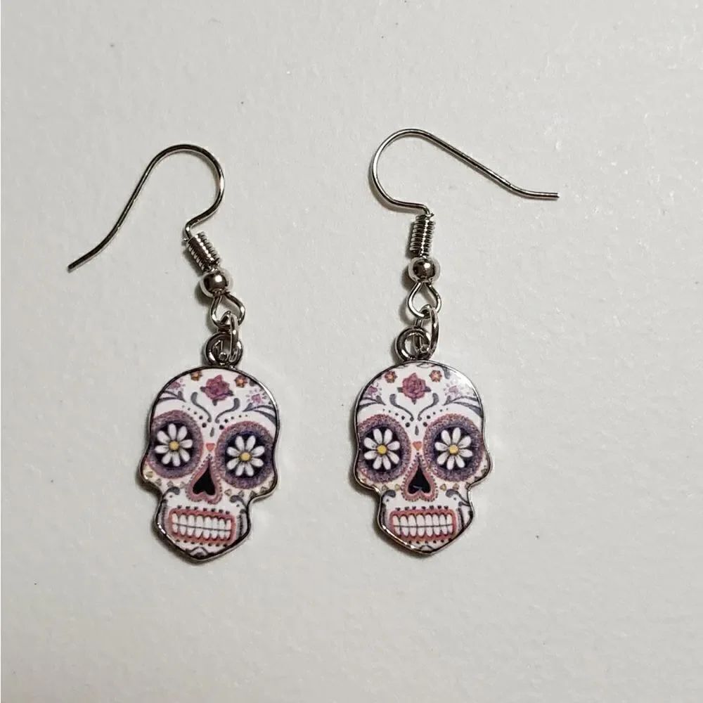Handmade Halloween Day of the Dead Dia De Muertos skull earrings